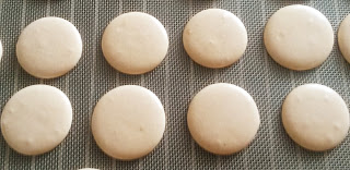 Trockenphase - Vanillekipferl Macarons - Italienische Meringue