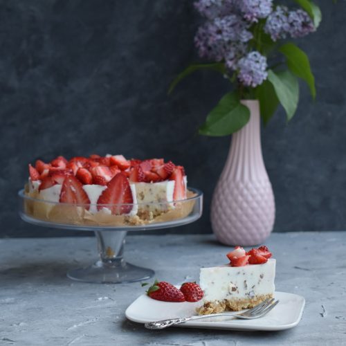DSC 0548 2 500x500 - No-Bake Erdbeer-Joghurt Torte