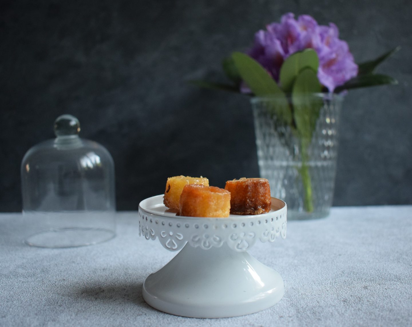 Cannelés de Bordeaux