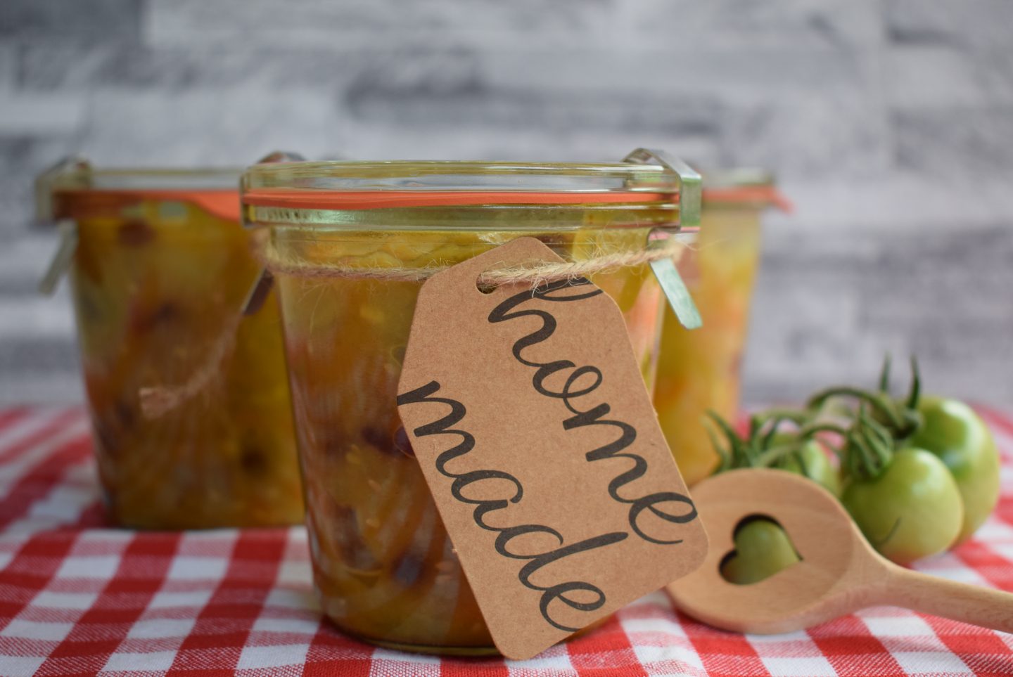 Grüne Tomaten Chutney mit Ingwer