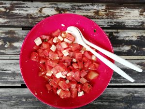 fertiger Salat 300x225 - Wassermelone-Feta Salat