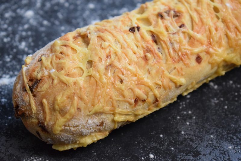 Zwiebel-Speck Baguette - Soni - Cooking with love