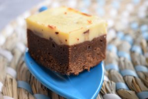 Cheescake Brownie single2 300x201 - Cheesecake Brownie Bites