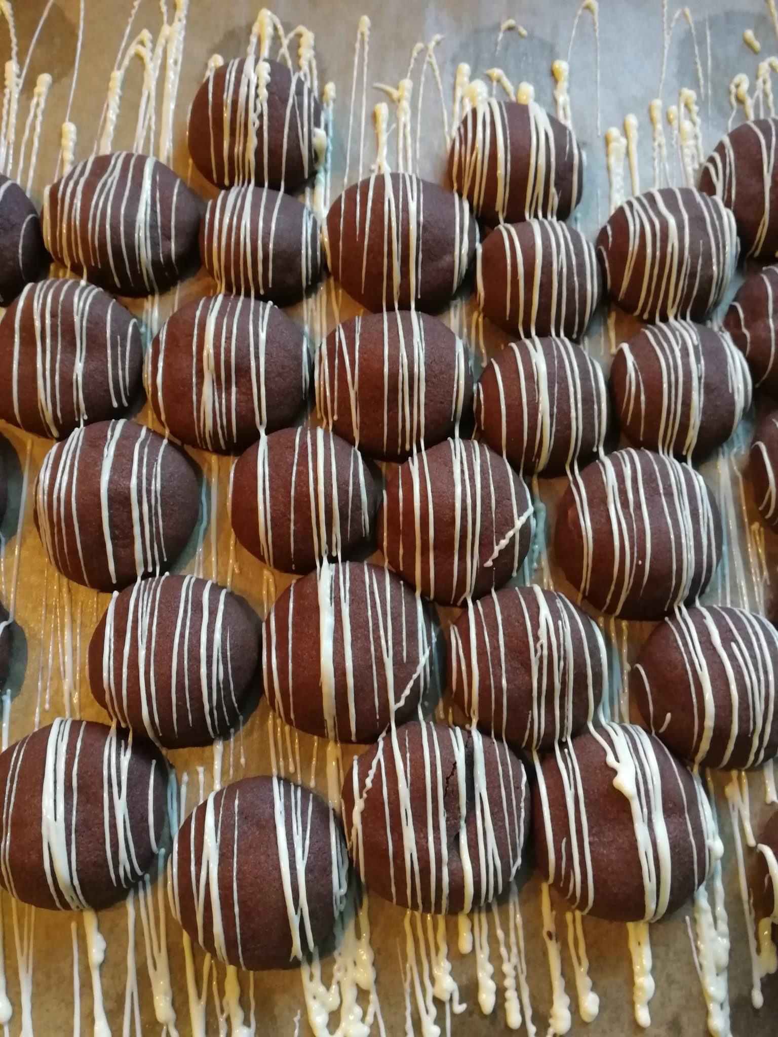 Nuss Nougat Küsschen - Soni - Cooking with love Nuss Nougat Küsschen - Soni - Cooking with love