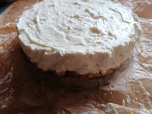 IMG 20200510 085425 300x225 - White Chocolate Cheesecake mit Himbeeren
